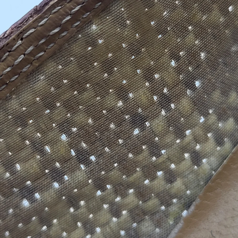Stuart Weitzman Tan Weave Reptile Brown Trim Classic Feminine Kitten Heel - Picture 10 of 14